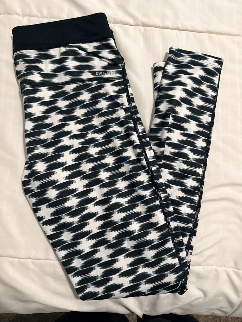 Nike Black & White Printed Dri-FIT Leggings